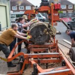 Woodwork group cutting using saw